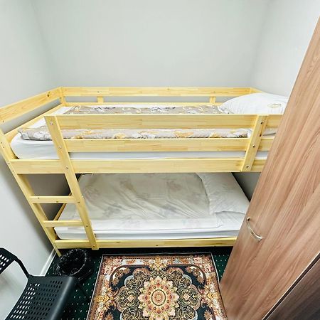אלמטי Center Capsule Hotel מראה חיצוני תמונה