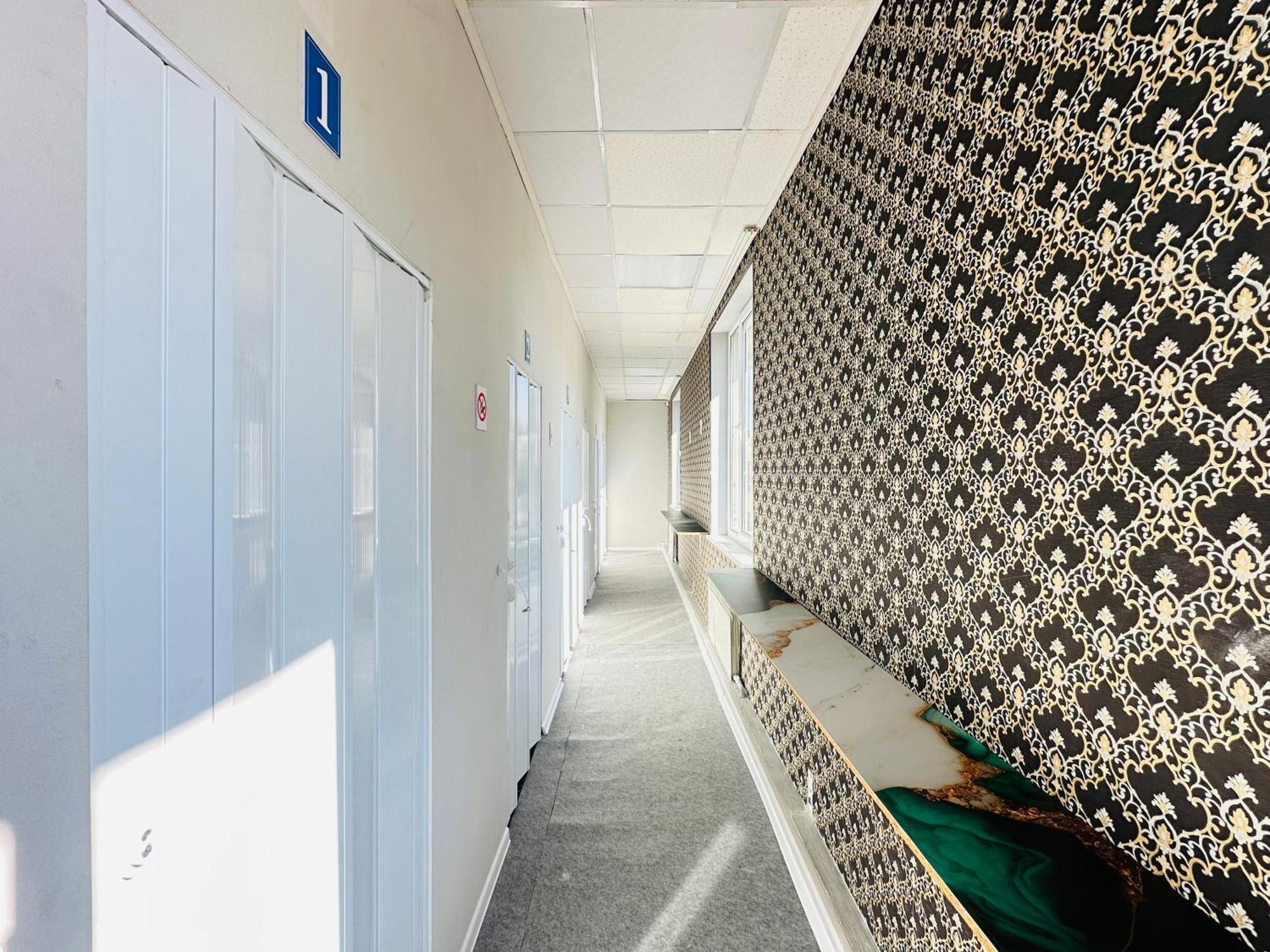 אלמטי Center Capsule Hotel מראה חיצוני תמונה