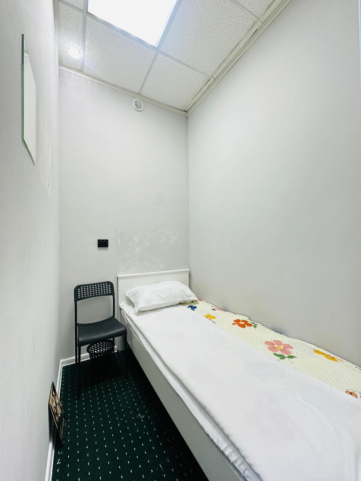 אלמטי Center Capsule Hotel מראה חיצוני תמונה