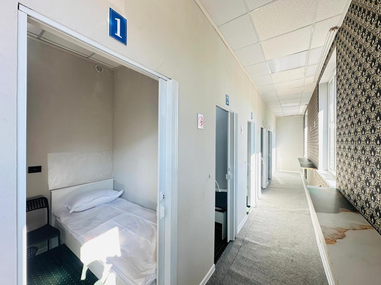 אלמטי Center Capsule Hotel מראה חיצוני תמונה